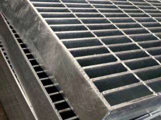 鍍鋅鋼格板選什么規格型號經濟實惠